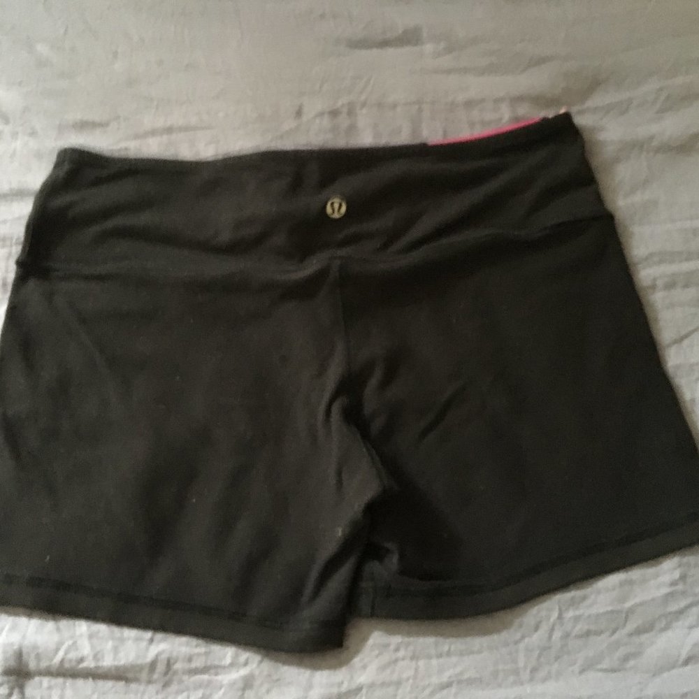 Lululemon bike shorts
